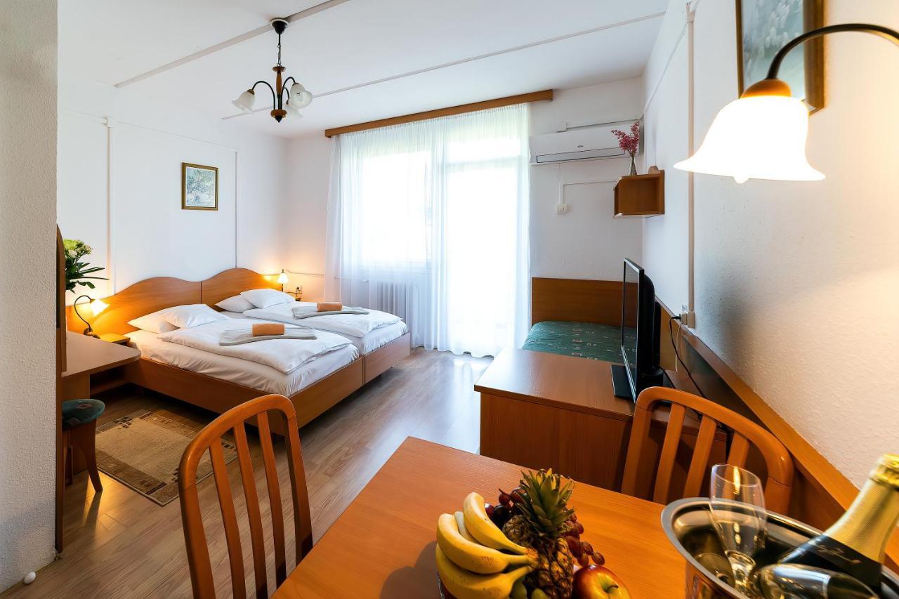 Napfeny Hotel Zalakaros Ngoại thất bức ảnh