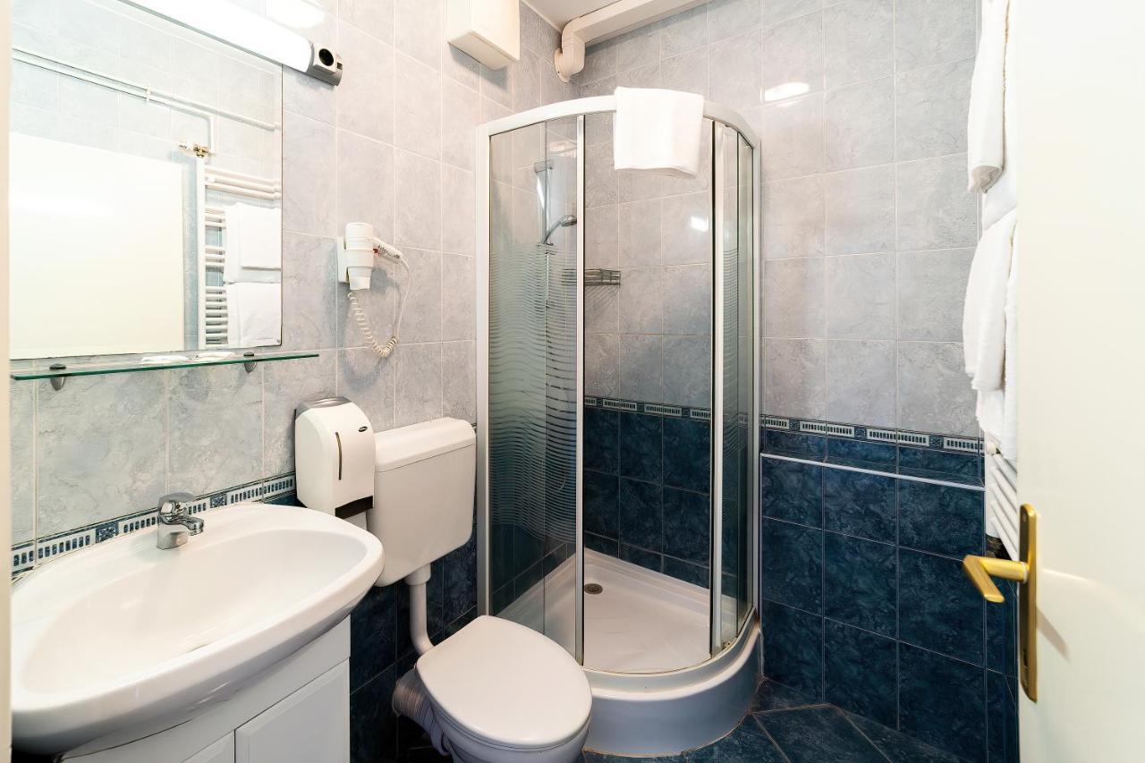 Napfeny Hotel Zalakaros Ngoại thất bức ảnh