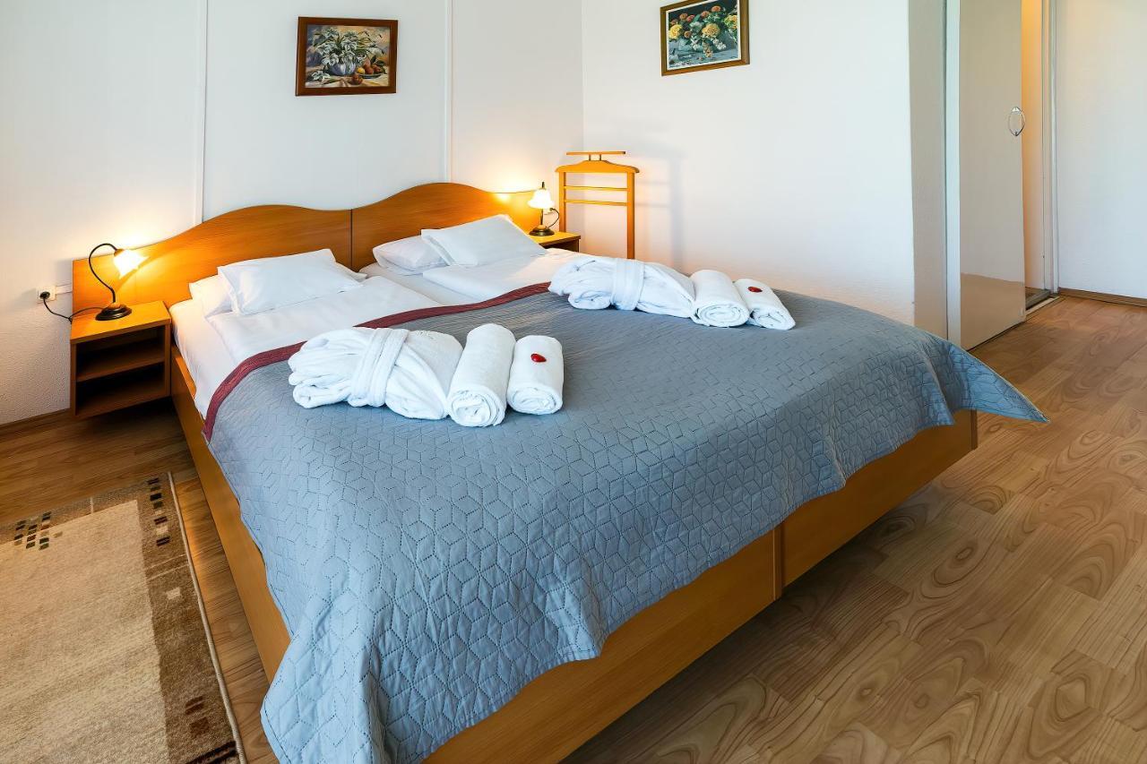 Napfeny Hotel Zalakaros Ngoại thất bức ảnh