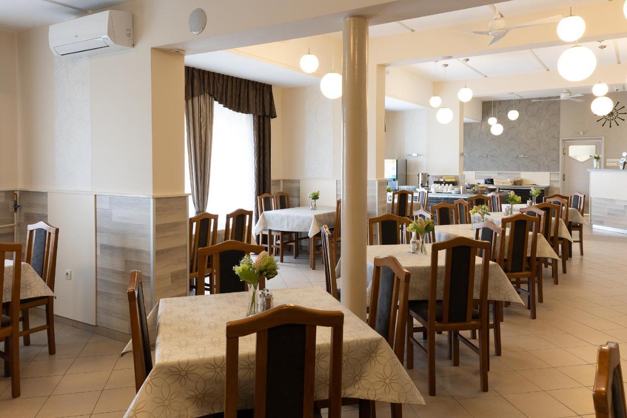 Napfeny Hotel Zalakaros Ngoại thất bức ảnh