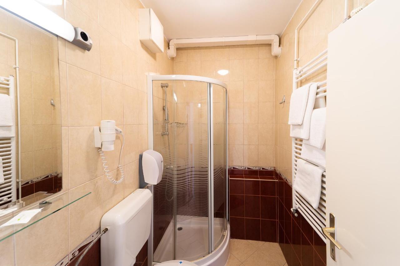 Napfeny Hotel Zalakaros Ngoại thất bức ảnh