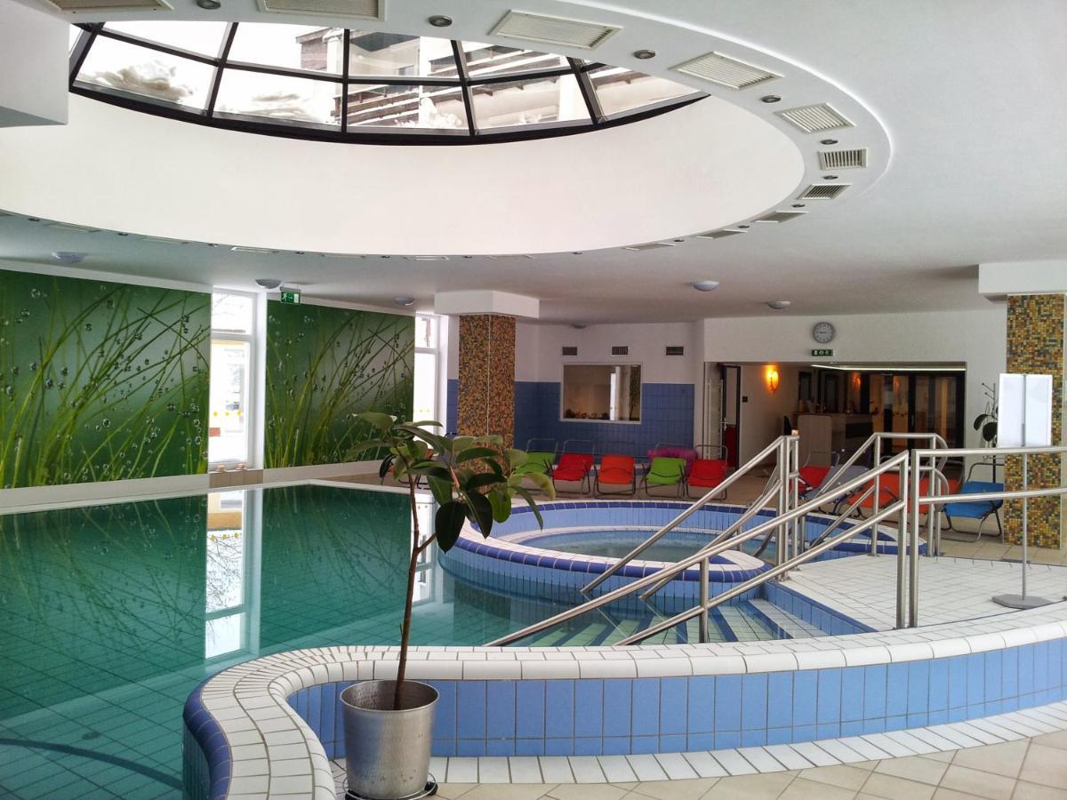 Napfeny Hotel Zalakaros Ngoại thất bức ảnh
