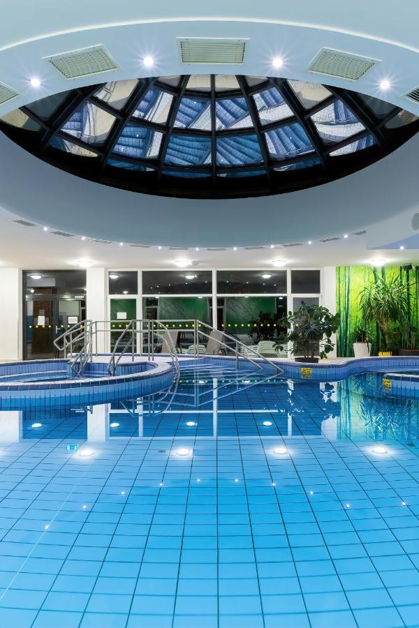 Napfeny Hotel Zalakaros Ngoại thất bức ảnh