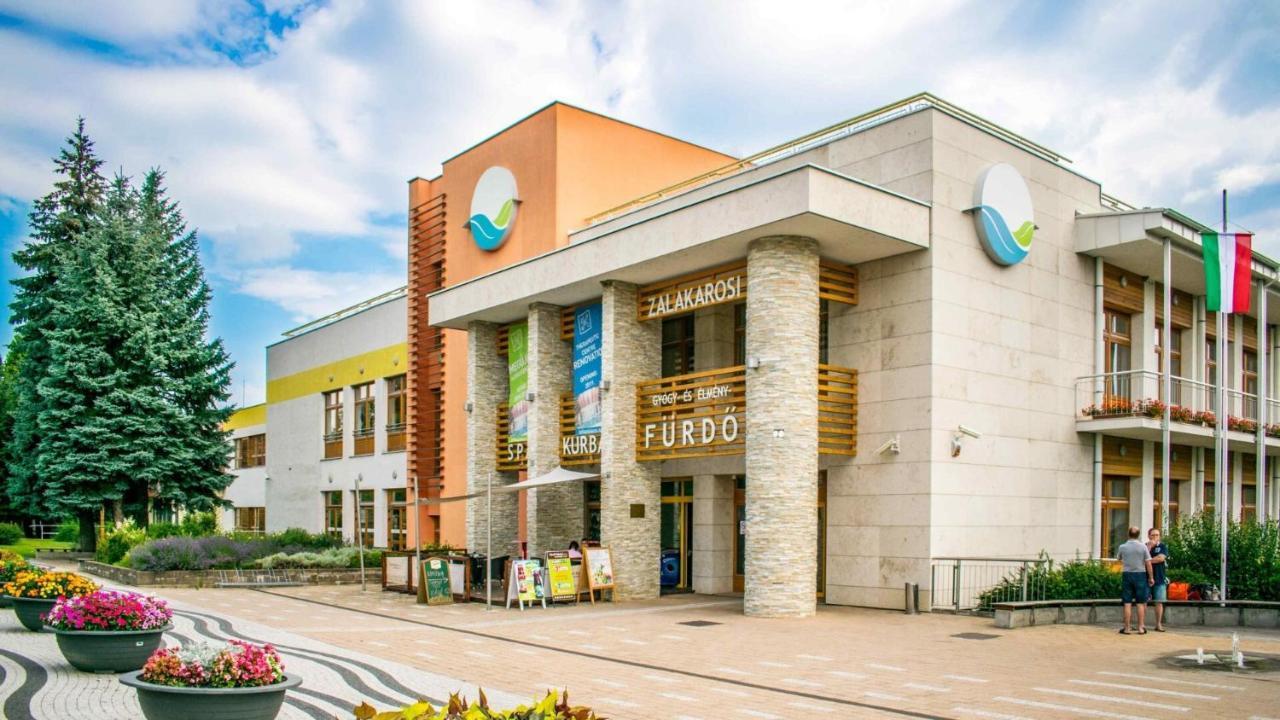 Napfeny Hotel Zalakaros Ngoại thất bức ảnh